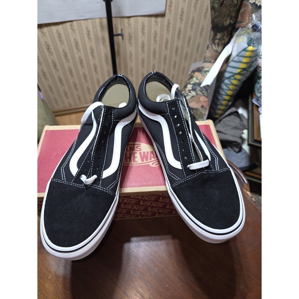 Vans Old Skool Black White VN000D3HY28 Mens 9.5 Womens 11 Classic Skate Shoes